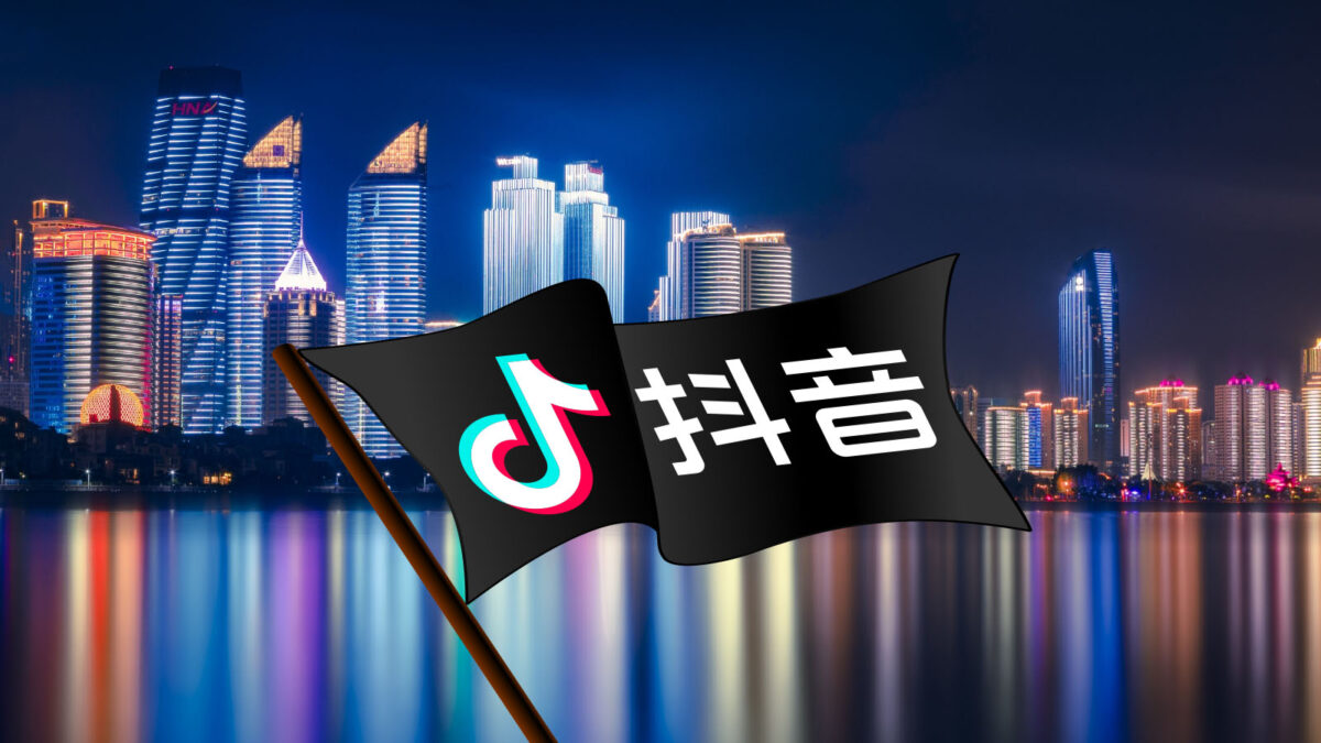 Inside China's $50 Billion Gaming Market And the Piracy Loophole Threatening Foreign Developers Who Try to Enter It